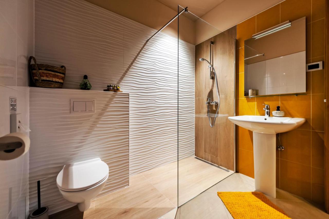 Room And Apartments Antea Rovinj Ngoại thất bức ảnh