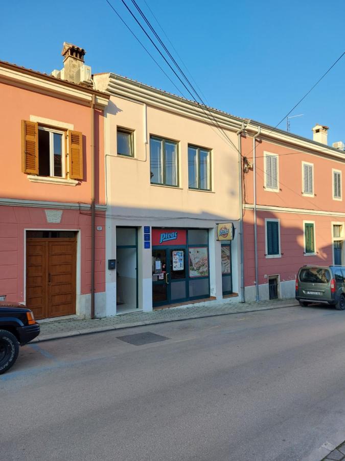 Room And Apartments Antea Rovinj Ngoại thất bức ảnh