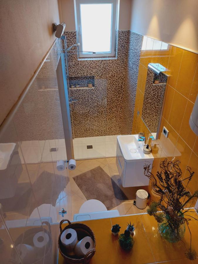 Room And Apartments Antea Rovinj Ngoại thất bức ảnh