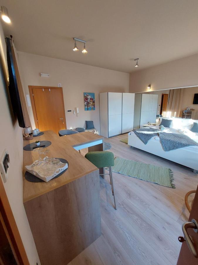 Room And Apartments Antea Rovinj Ngoại thất bức ảnh