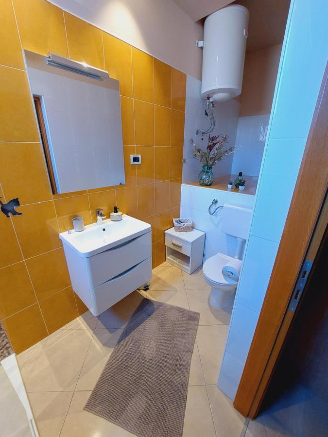 Room And Apartments Antea Rovinj Ngoại thất bức ảnh